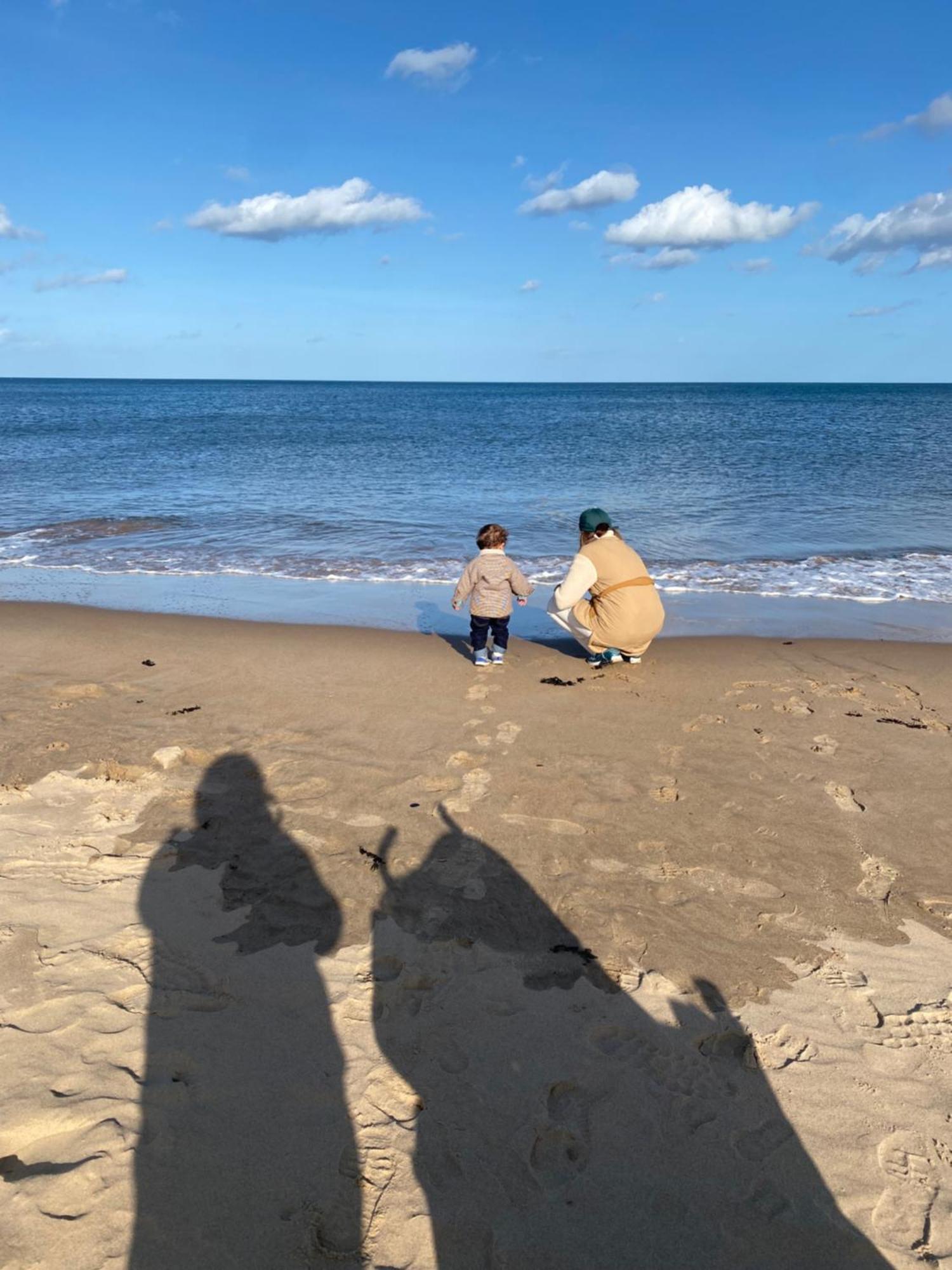 Beach House วิทลีย์เบย์ ภายนอก รูปภาพ